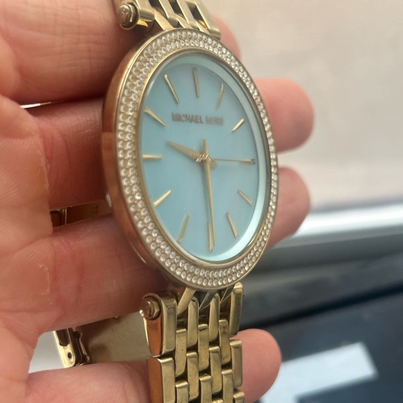 Michael Kors Gold and Blue iridescent watch - Picture 4 of 4